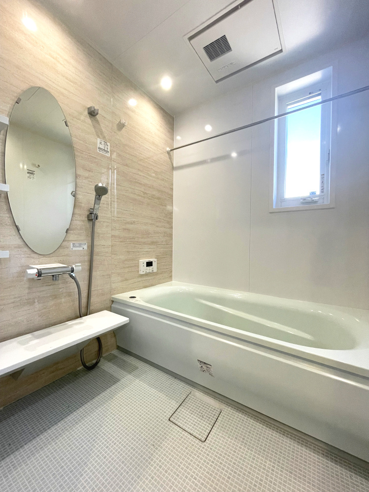 国分寺町柏原　戸建の浴室