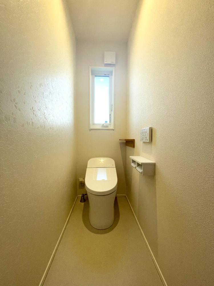 国分寺町柏原　戸建のトイレ