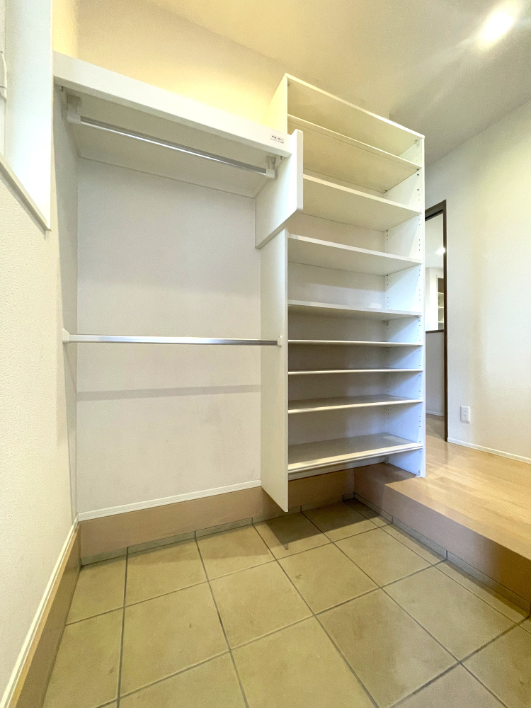 国分寺町柏原　戸建の収納