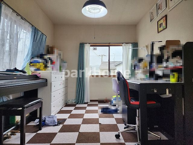 土佐市蓮池　中古戸建の洋室|2階　北洋室