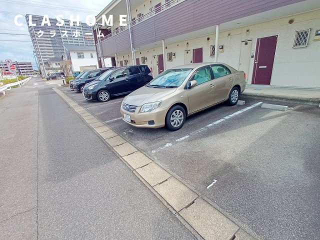 エクセルふじ　　刈谷市近郊の賃貸はクラスホームの駐車場