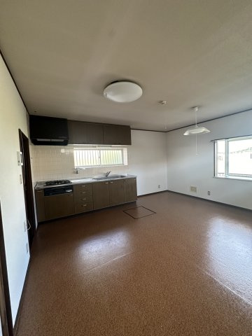 藤岡市鮎川　中古850の居間・リビング