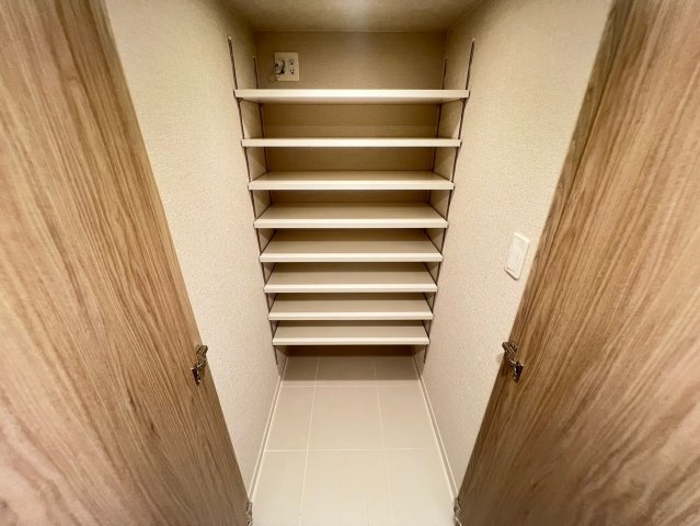 クリスタルエグゼ南堀江の収納