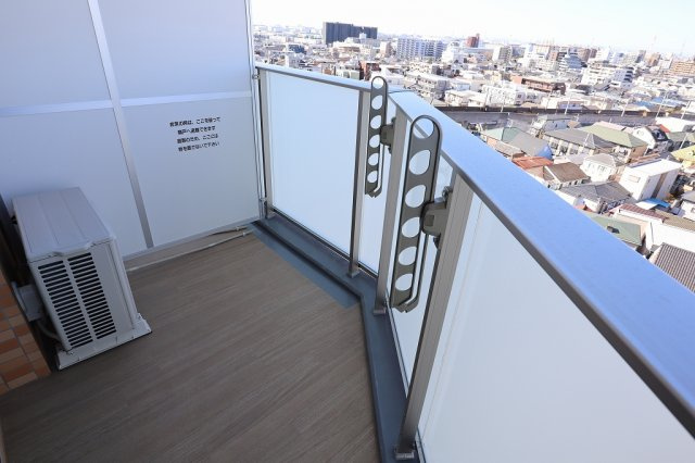 フェアリア船橋のバルコニー|落ち着いた時間を過ごせるバルコニーです　※写真は10Fからの眺めとなります