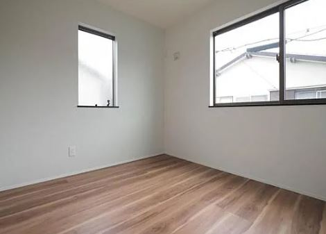 【未入居】川越市砂中古住宅の洋室|2F 4.3帖洋室です！