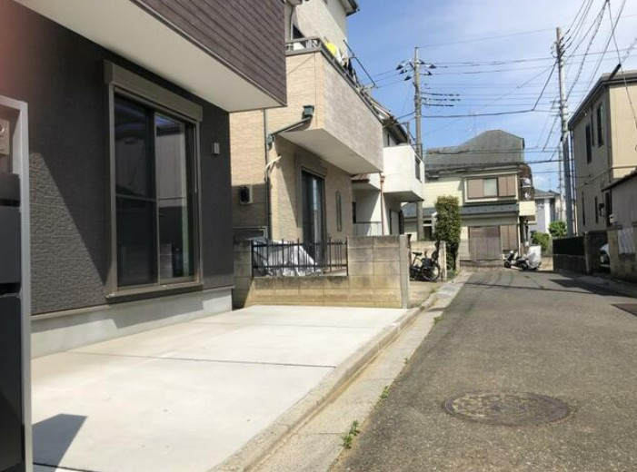【未入居】川越市砂中古住宅の前面道路含む現地写真|前面道路含む現地写真です
