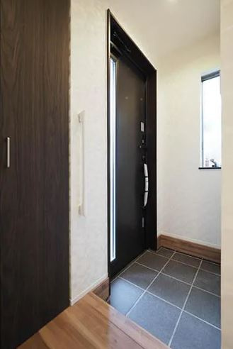 【未入居】川越市砂中古住宅の玄関|玄関ホールです☆