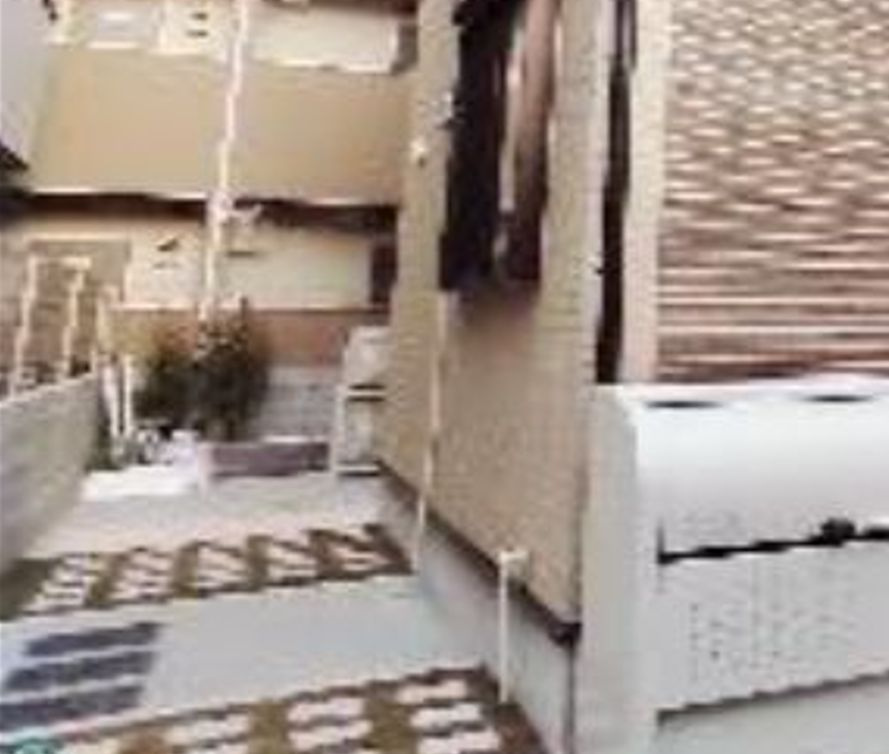グランシエロ新高円寺のエントランス