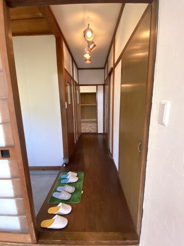河崎K貸家の玄関