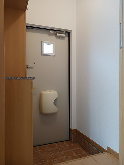 ミニョン光輝の玄関