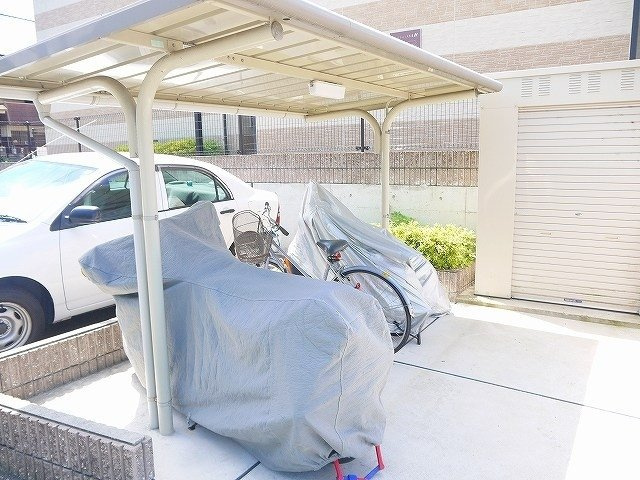 レオパレス蘭のその他共用部分|自転車置場