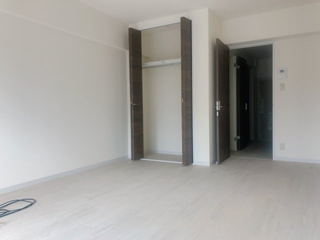 メゾンモンマルトル西古河の居間・リビング