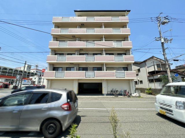 メロディーハイム稲荷町の外観