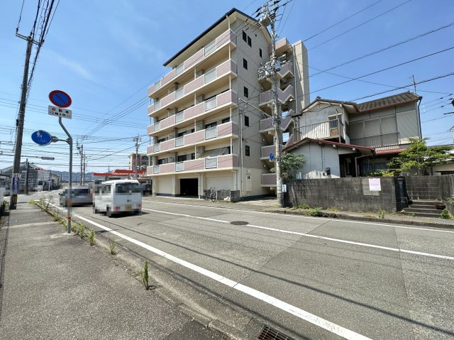 メロディーハイム稲荷町の外観