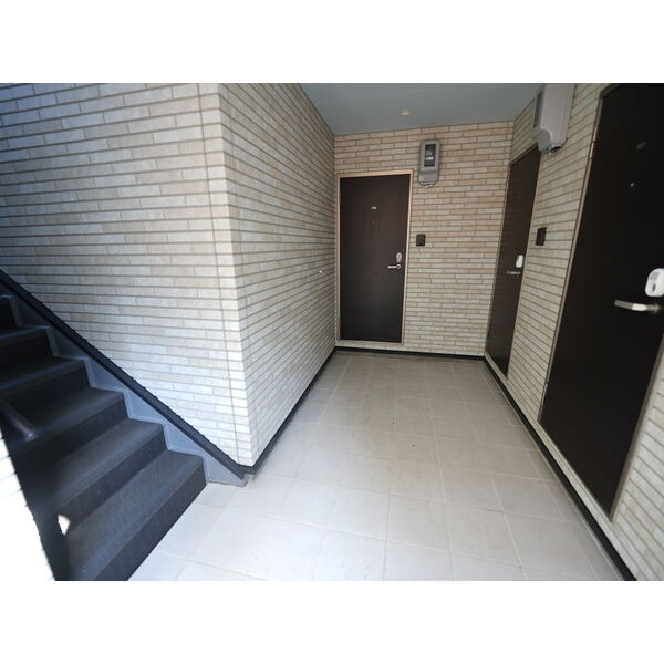 supersunny日比野　名古屋市賃貸　仲介手数料無料のロビー