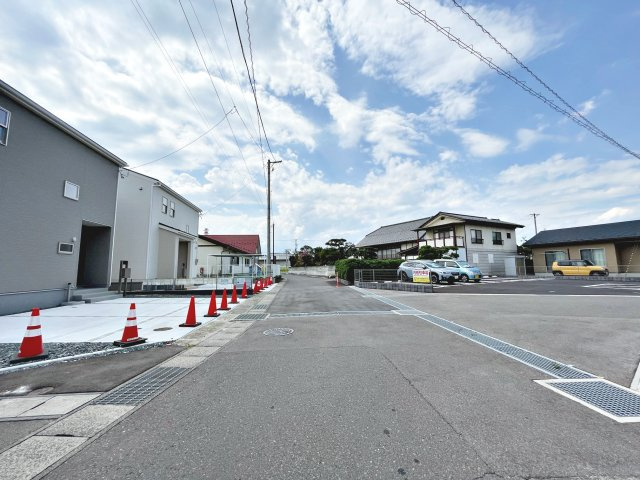 方木田前白家　吉井田小・第一中　性能評価取得の耐震住宅の外観