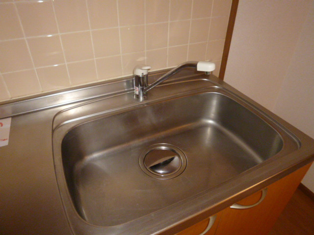 倉敷市北畝５丁目のアパートのキッチン