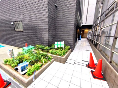 【エントランス】 | エムズセントラル上新庄 | 毎日通るエントランスはこのようになっています