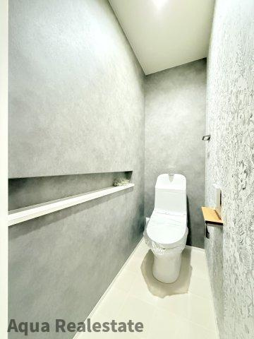 高松市香西東町の中古一戸建のトイレ