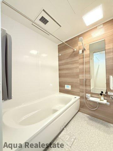 高松市香西東町の中古一戸建の浴室