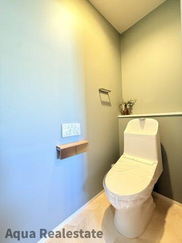 高松市香西東町の中古一戸建のトイレ