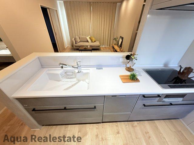 高松市香西東町の中古一戸建のキッチン