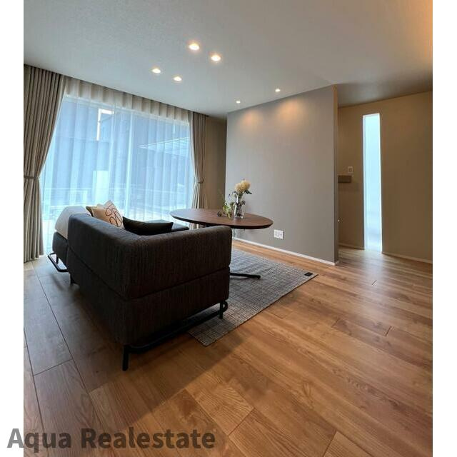 高松市香西東町の中古一戸建の居間・リビング