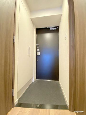 プレサンス梅田東クォーレ　仲介手数料無料の玄関