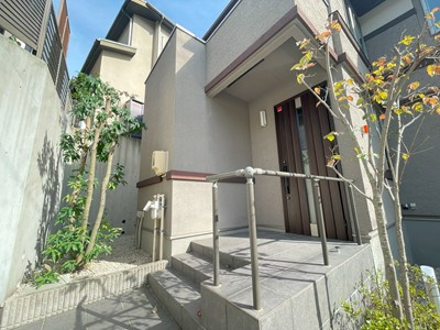 【エントランス】 | 希望ケ丘１丁目戸建
