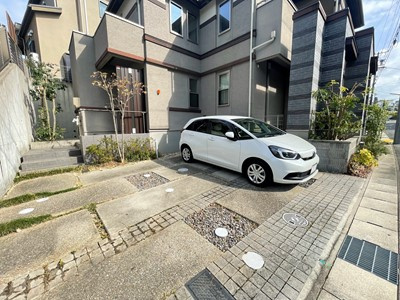 【駐車場】 | 希望ケ丘１丁目戸建