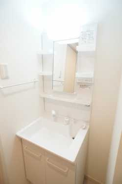 リブリ・AZULの独立洗面台