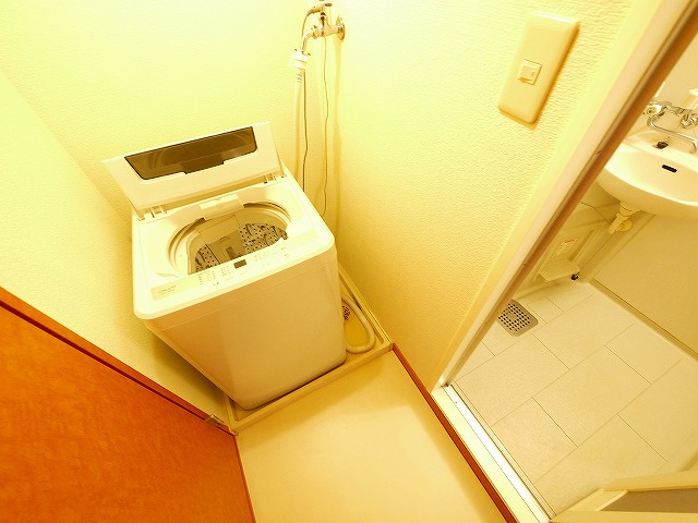 レオパレスＨｉｒｏのその他|室内洗濯機置き場