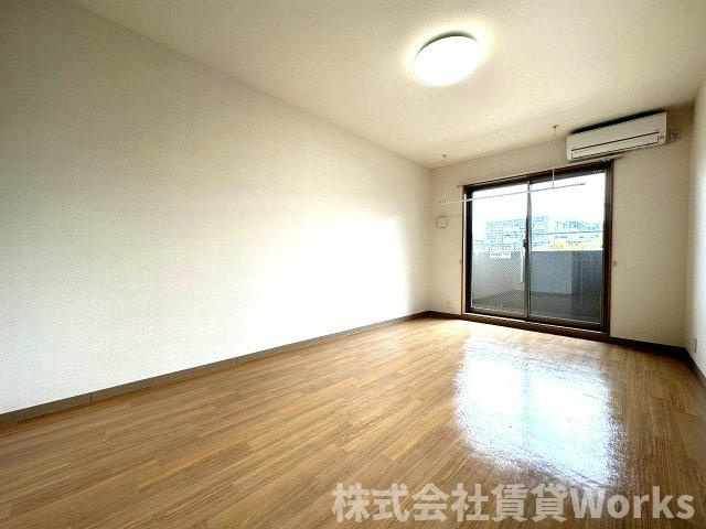 K-クレスト吉野本町の居間・リビング|おしゃれな居間です