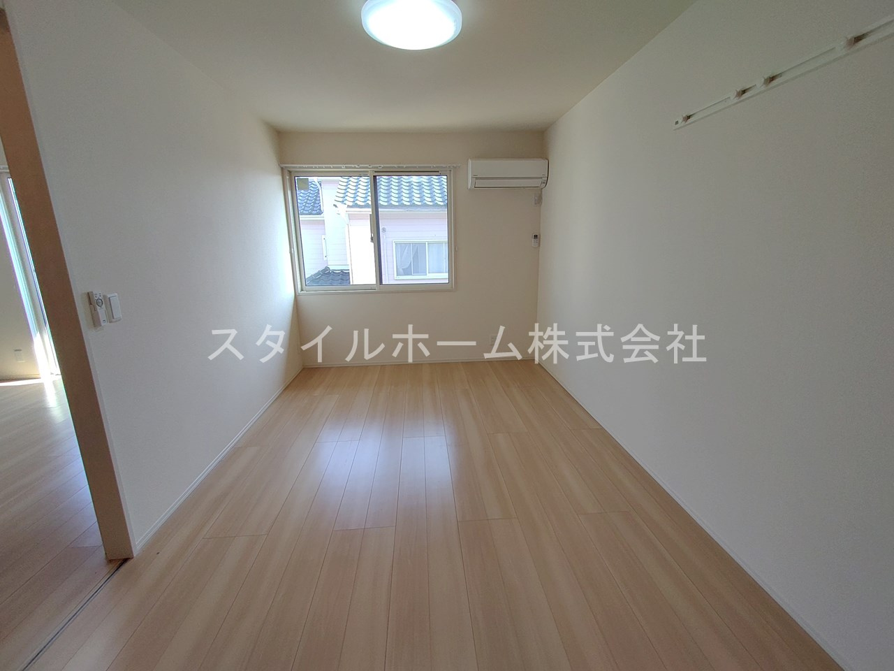 ヴェルジェＢの居間・リビング