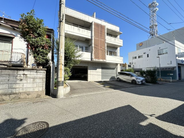 ラコント 南棟の外観