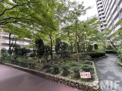 【庭】 | ファミールハイツ北大阪Ⅰ号棟