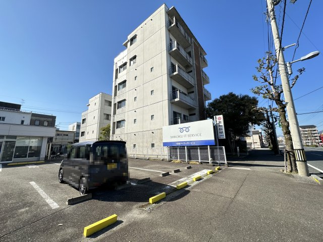ア・ラコント 北棟の外観