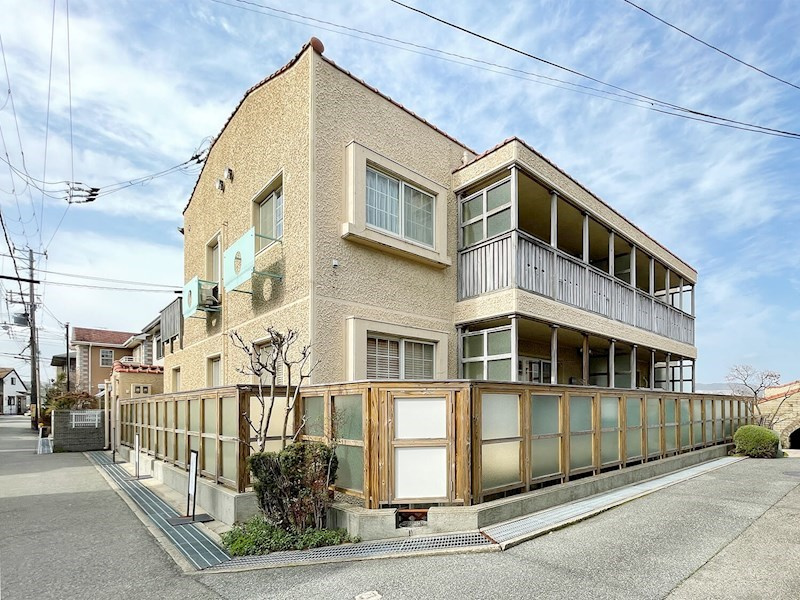 セラ逆瀬川　