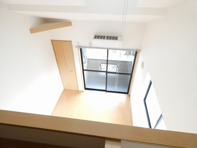 【洋室】 | シェーネスハイム八剱