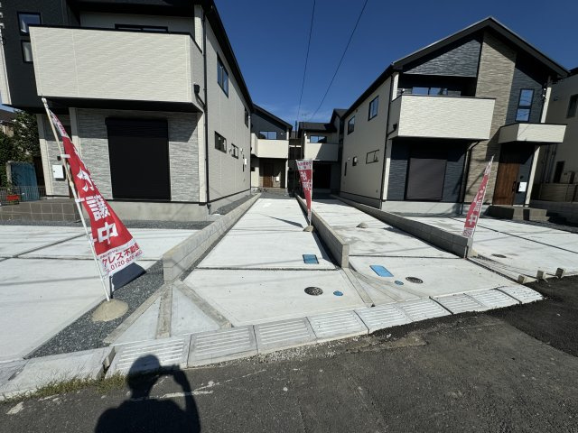 流山市流山新築戸建（流山３期）の駐車場|2号棟駐車スペース・縦列２台駐車可