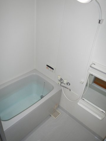 アメニティタウン高洲の浴室