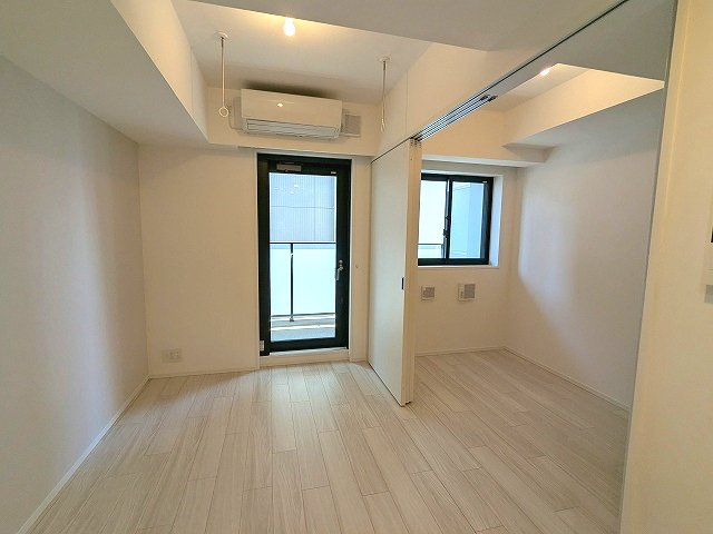 J.GRAN Court浅草の居間・リビング|インターネット使用料無料
ペット可小型犬1匹