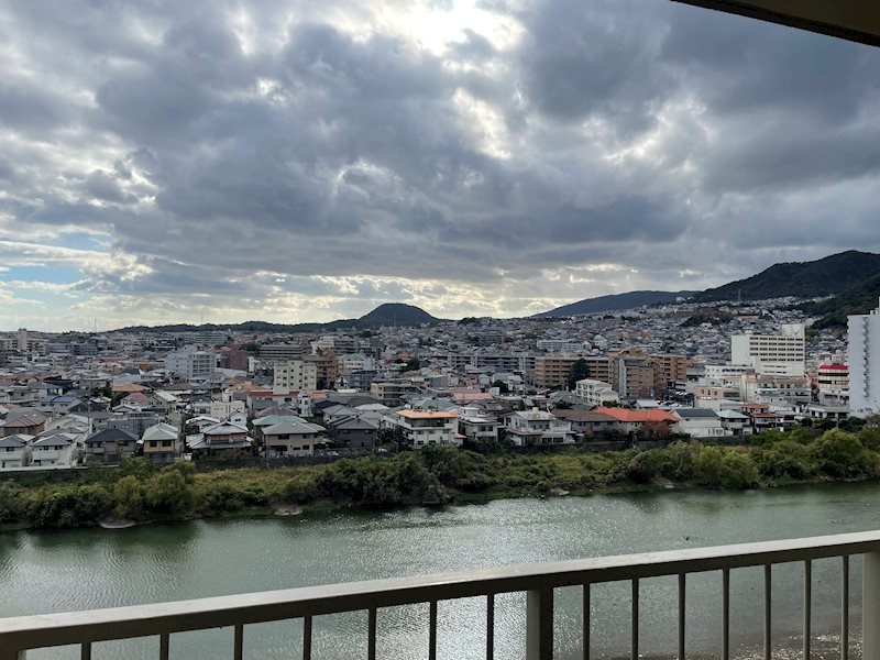日興宝塚南口スカイマンションの展望|お部屋からの景色です