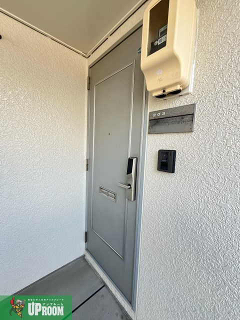 グリーンパーク井上 A棟の玄関