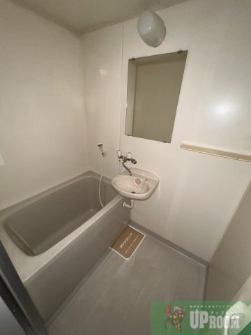 ファミール堀部Ⅴの浴室