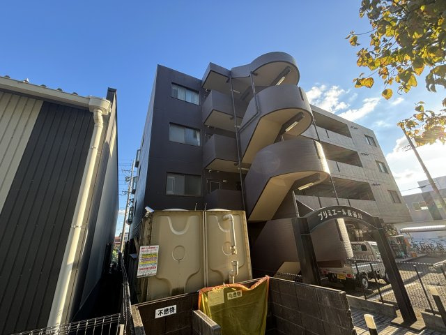 プリミエール長谷川の外観