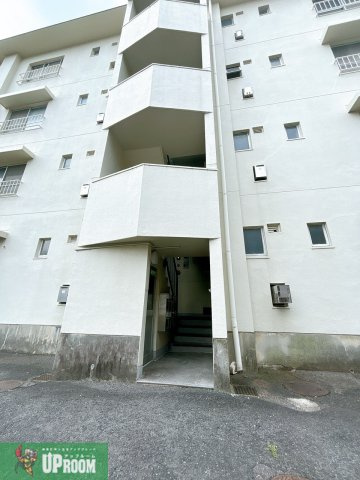 六軒屋農住団地コーポ美園の外観