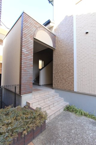 ヴィラロワールのエントランス