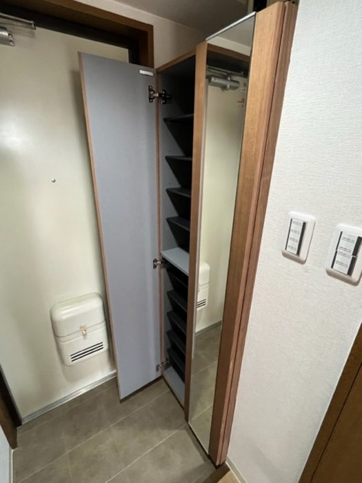 ウィング青山の玄関