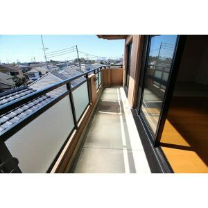 クレストステージ南城のバルコニー